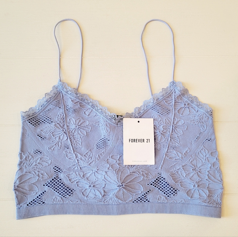 🆕️ Forever 21 Spaghetti Strap Cami - Size S/M